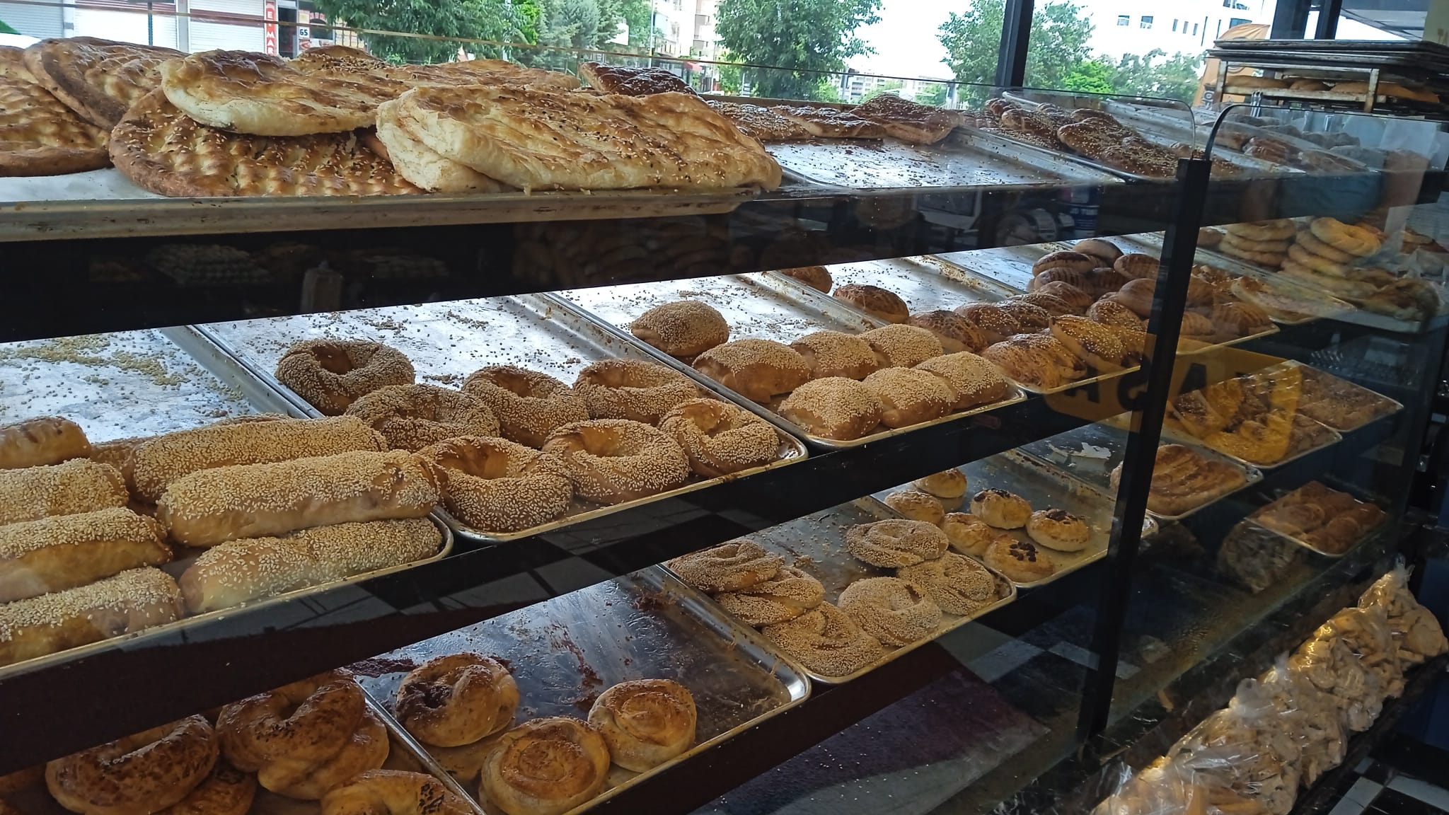 Tat Diyarı Unlu Mamülleri